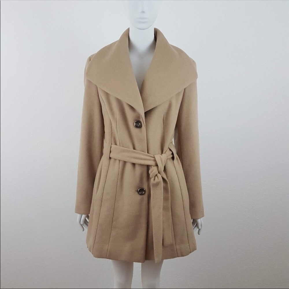 Calvin Klein Beige Wool Belted Coat 🧥